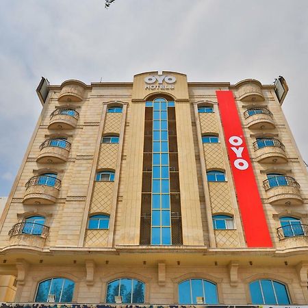 Oyo 277 Al Tamayoz Al Raqi Furnished Units 3 Jidda Exteriör bild
