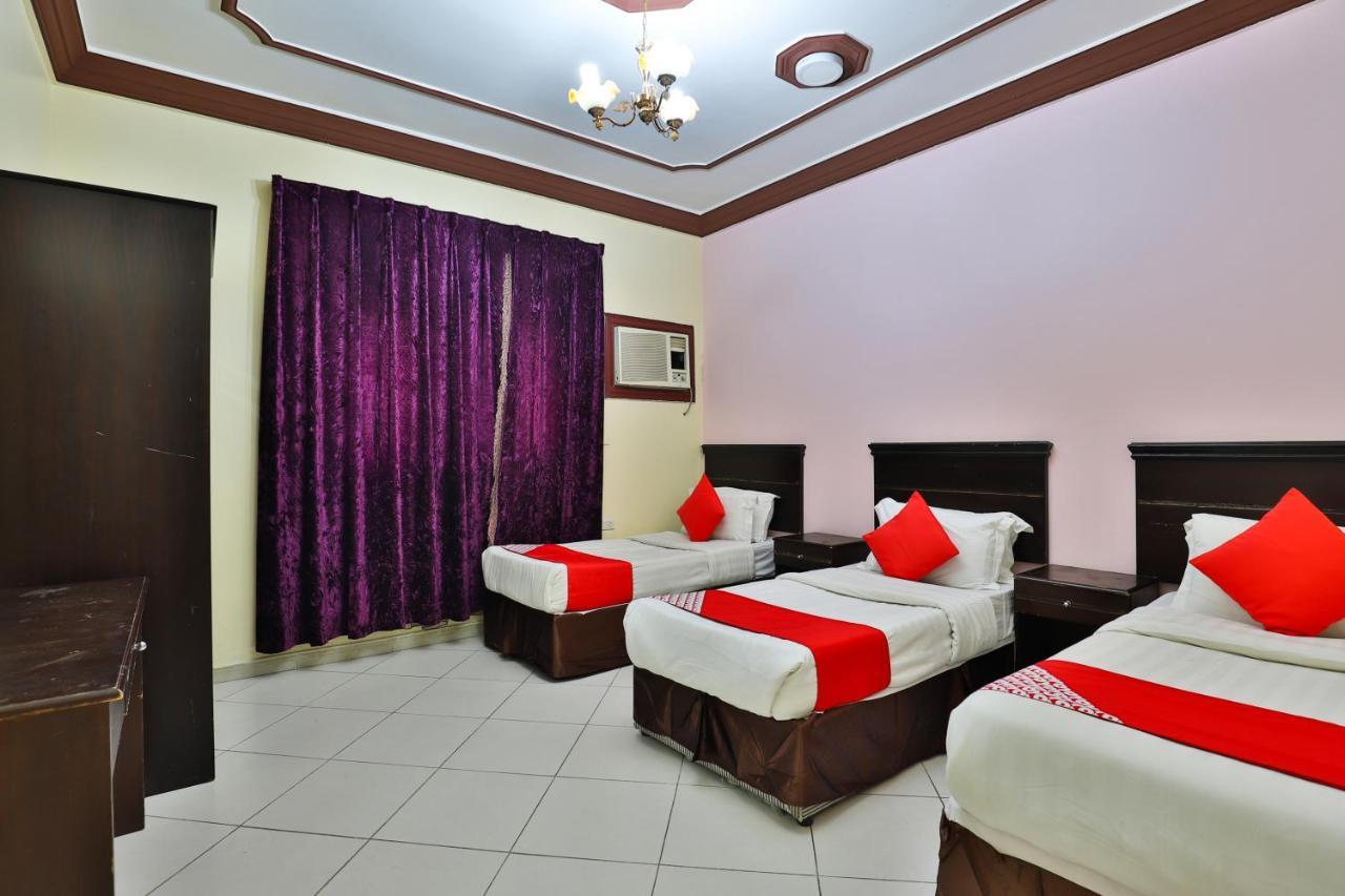 Oyo 277 Al Tamayoz Al Raqi Furnished Units 3 Jidda Exteriör bild