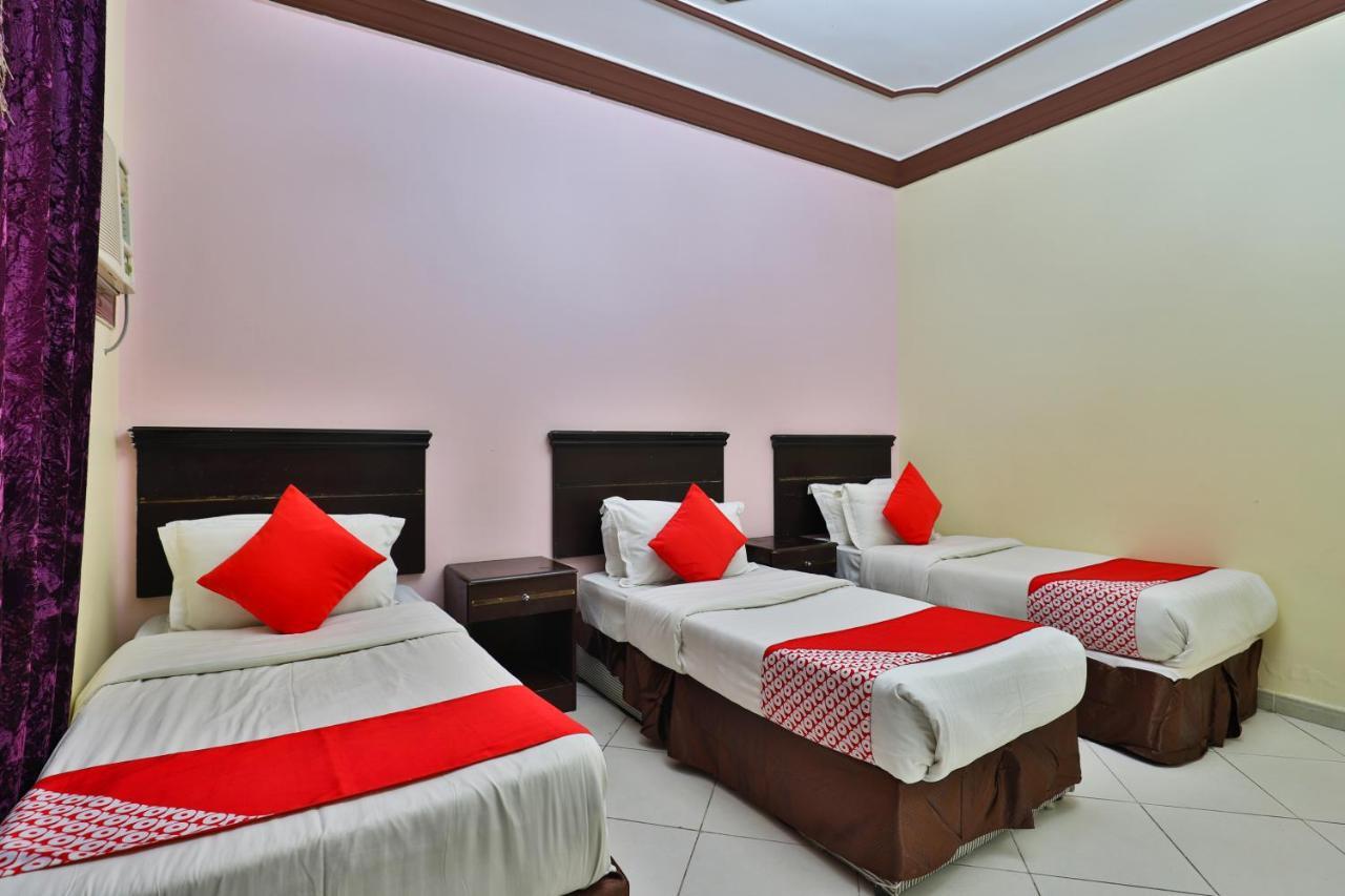 Oyo 277 Al Tamayoz Al Raqi Furnished Units 3 Jidda Exteriör bild