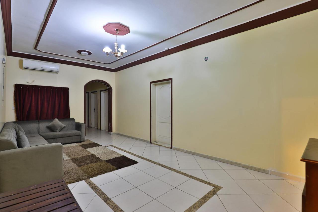 Oyo 277 Al Tamayoz Al Raqi Furnished Units 3 Jidda Exteriör bild