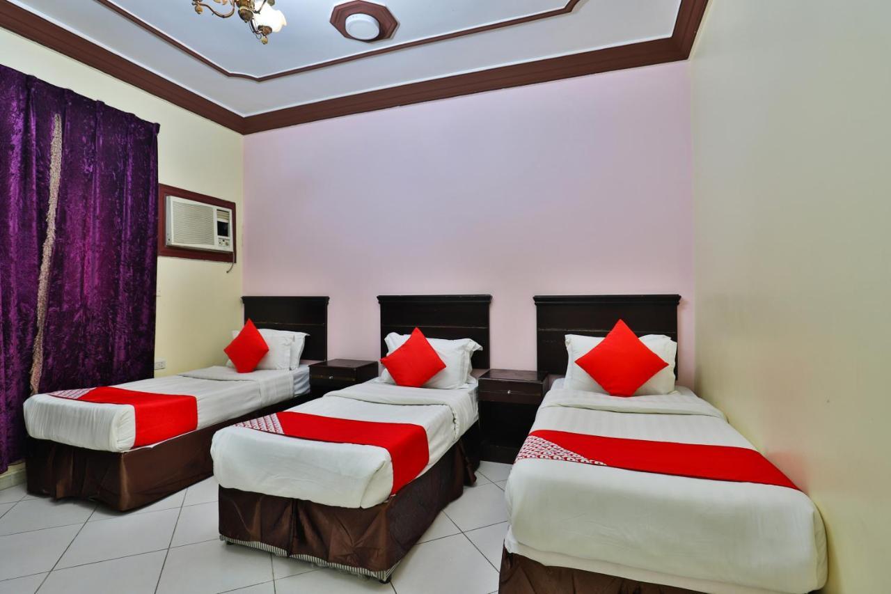 Oyo 277 Al Tamayoz Al Raqi Furnished Units 3 Jidda Exteriör bild